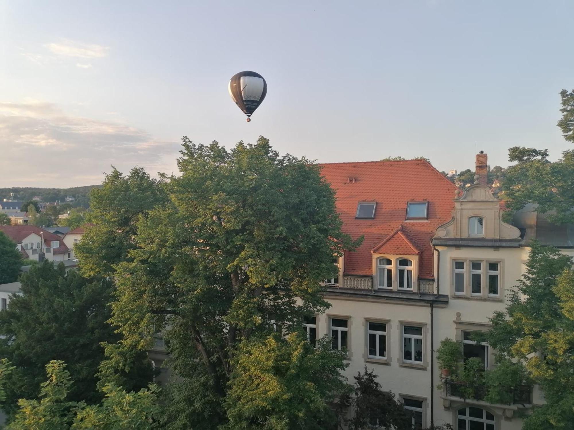 Wohlfuehlen / Parkplatz / Bis 4 Personen / Kueche Apartamento Dresden Exterior foto
